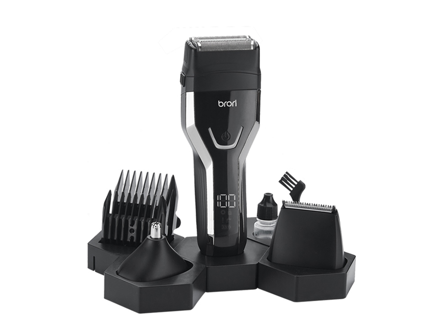 Multifunctional moisturizer shaver and trimmer kit